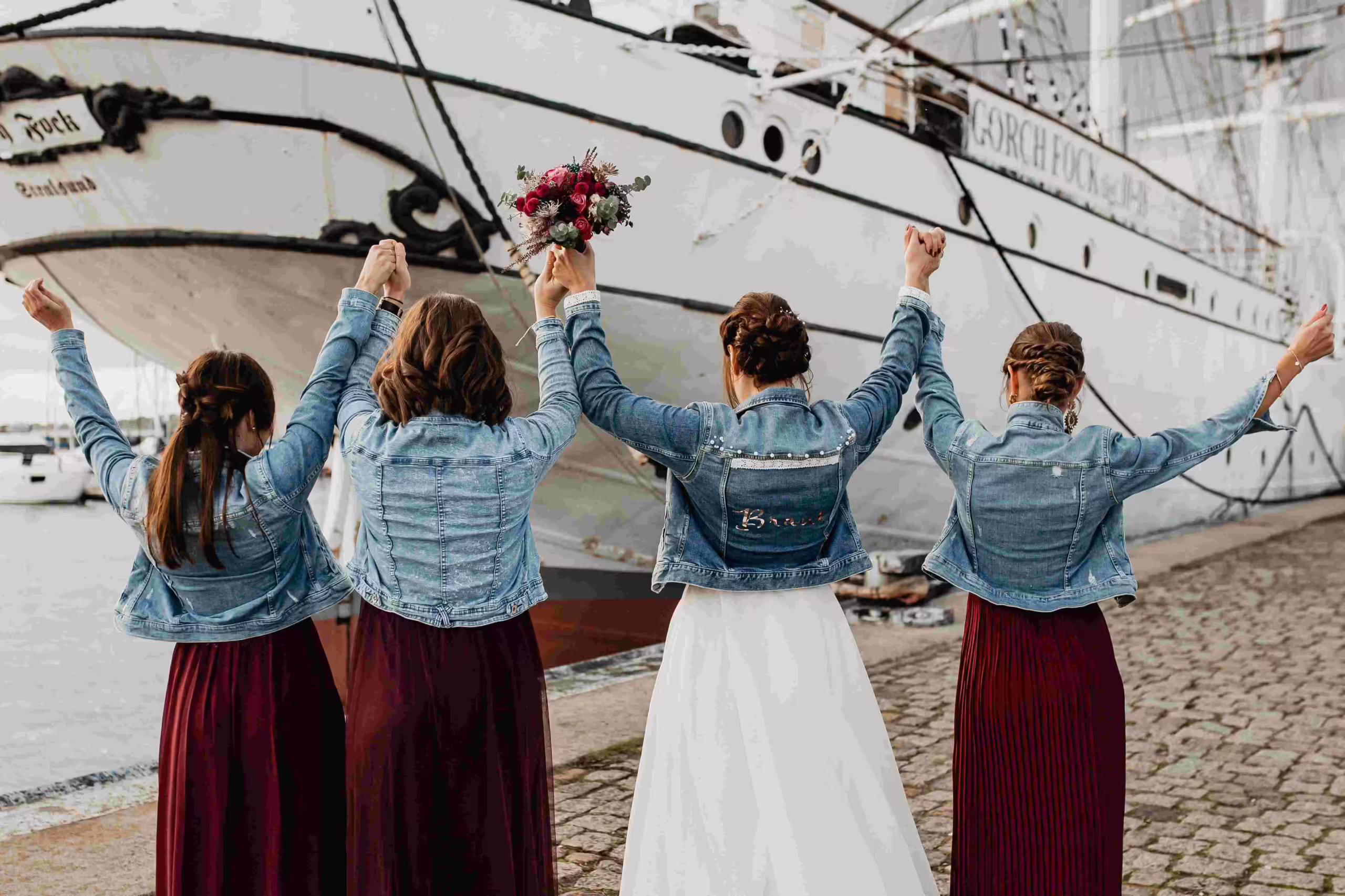 Trauzeuginnen Trauzeugen Freie Trauung Heiraten